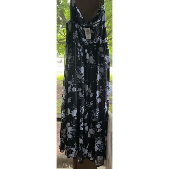 Torrid Black & Blue Floral Maxi Chiffon Pleated Dress Sz 00 M/L 10 - Picture 1 of 10